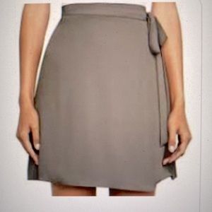BCBG Max Azria Aviva Skirt  gorgeous, classy pristine condition.